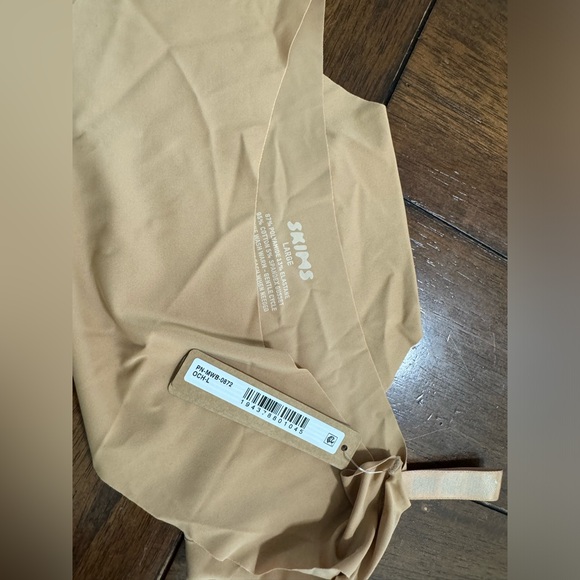 FREE CUT MID WAIST BRIEF - Picture 2 of 2